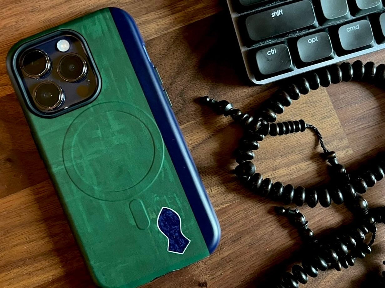 Na’Layn iPhone MagSafe® Case